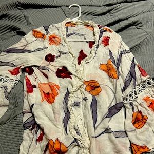 Obby cover up that can be wear in m and large